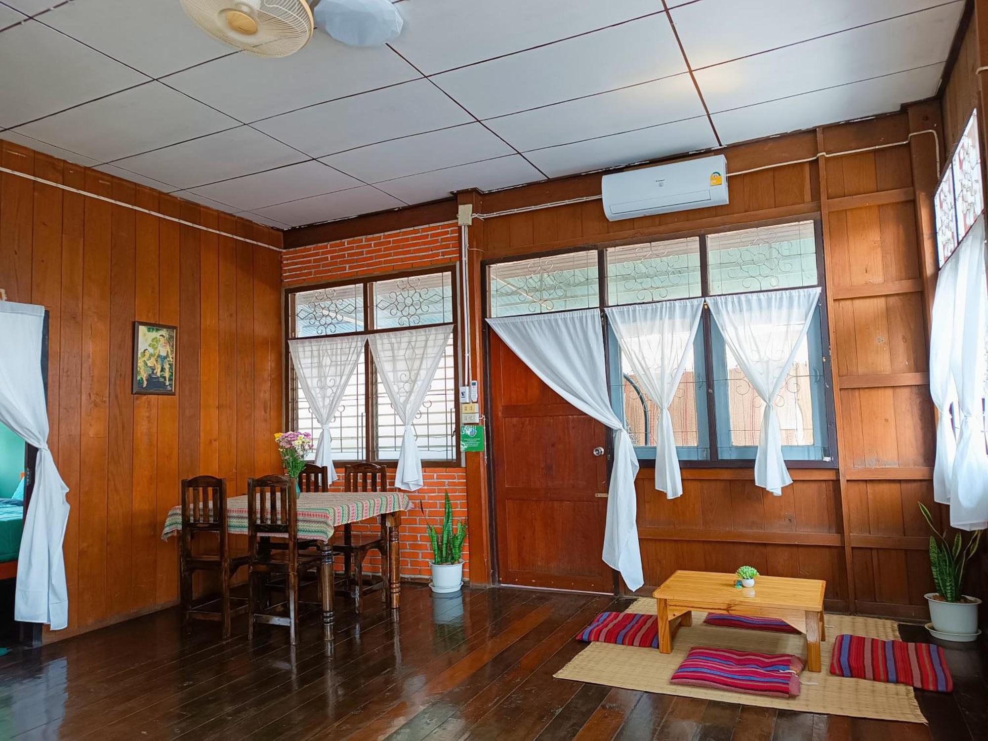 Pai Baan Homestay ปายบ้าน โฮมสเตย์ ถนนคนเดินปาย Luaran gambar